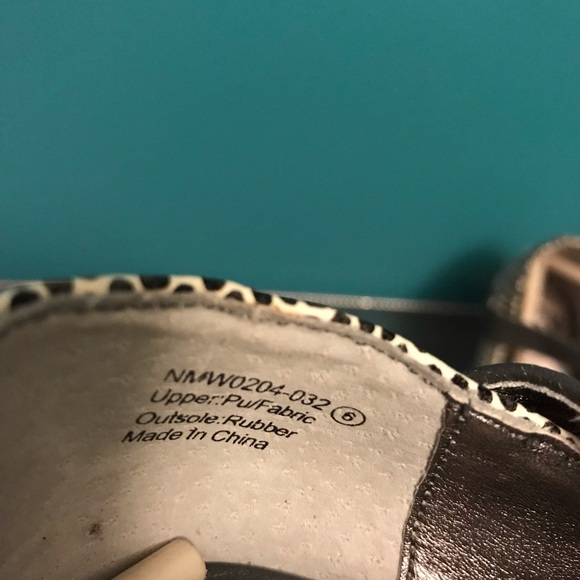 Shoes - Picture 3 of 5